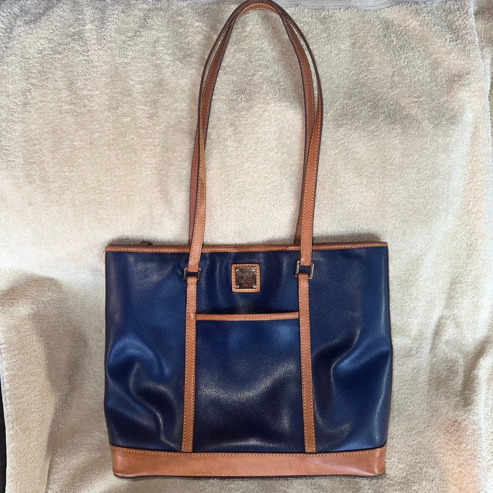 EUC Dooney & Bourke Navy Pebble Leather Whitney Tote Shoulder Handbag Purse